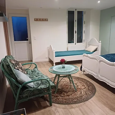 Un Petit Moderne Et Conviviale Banville