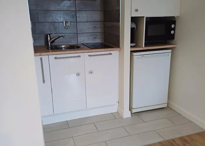 Un Petit Moderne Et Conviviale