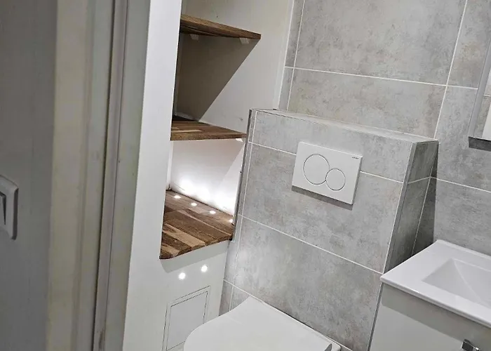 Un Petit Moderne Et Conviviale