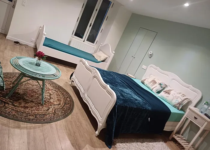 Un Petit Moderne Et Conviviale